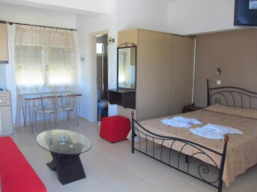 Отель Baladinos Apartments  Нея Кидония